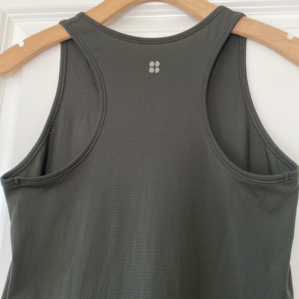 Sweaty Betty Green Stretchy Tank Top w MEASUREMENTS Sz Small - Picture 6 of 9